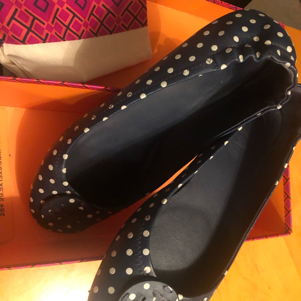 Tory Burch - Picture 2 of 6
